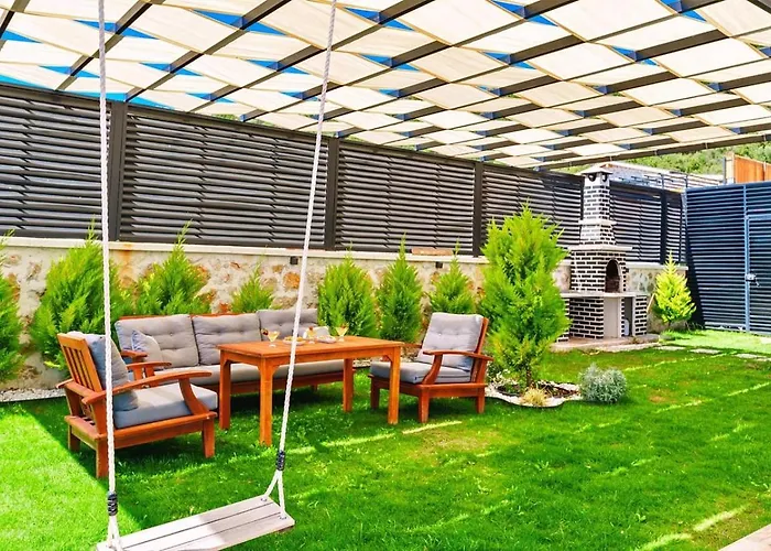 Caykoey 4 Bedroom Secluded Вилла *