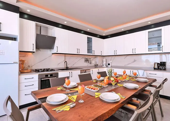 Вилла Caykoey 4 Bedroom Secluded Калкан