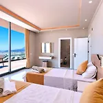 Caykoey 4 Bedroom Secluded Villa *