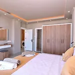 Caykoey 4 Bedroom Secluded Villa *
