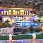 Villa Caykoey 4 Bedroom Secluded Kalkan