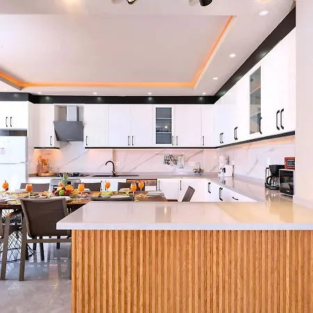 Willa Caykoey 4 Bedroom Secluded *